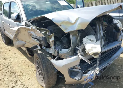 2016 Toyota Tacoma Sr z USA, uszkodzony, nr VIN 5TFAX5GN2GX069983